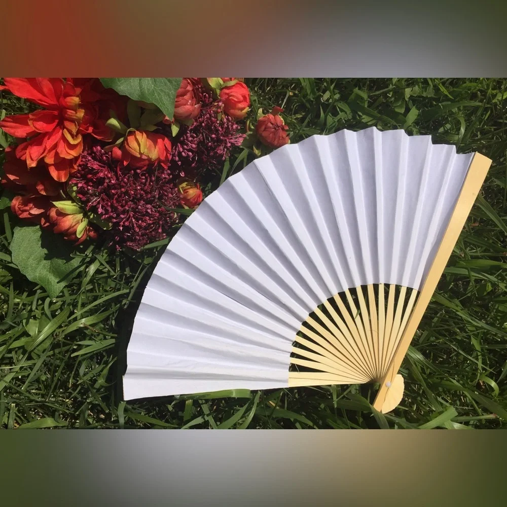 5 White Paper Fans for Wedding Favors - Set of 5 White Paper Fans